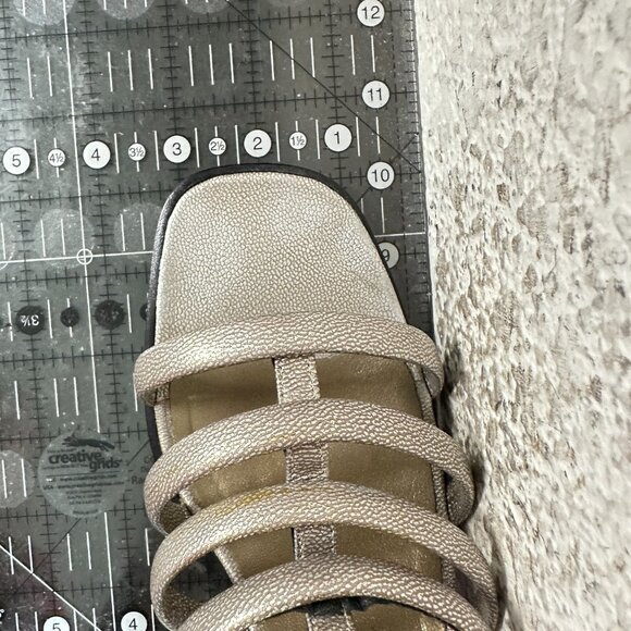 YSL Yves Saint Laurent Women Size 11N Silver Block Buckle Heel Sandal - Picture 11 of 11